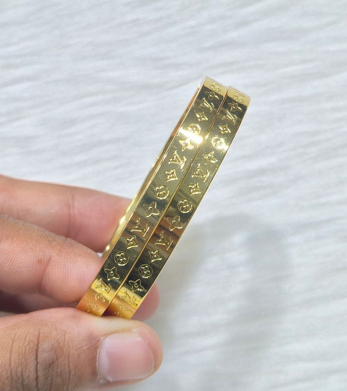 SS Round Bangle LV